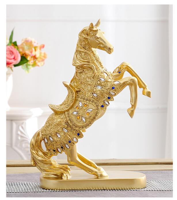 Resin Art Business - รูปปั้นม้าฮวงจุ้ย ของตกแต่งล็อบบี้ร้านค้า ดึงดูดทรัพย์ โชคลาภ ความสำเร็จ รุ่งเรือง