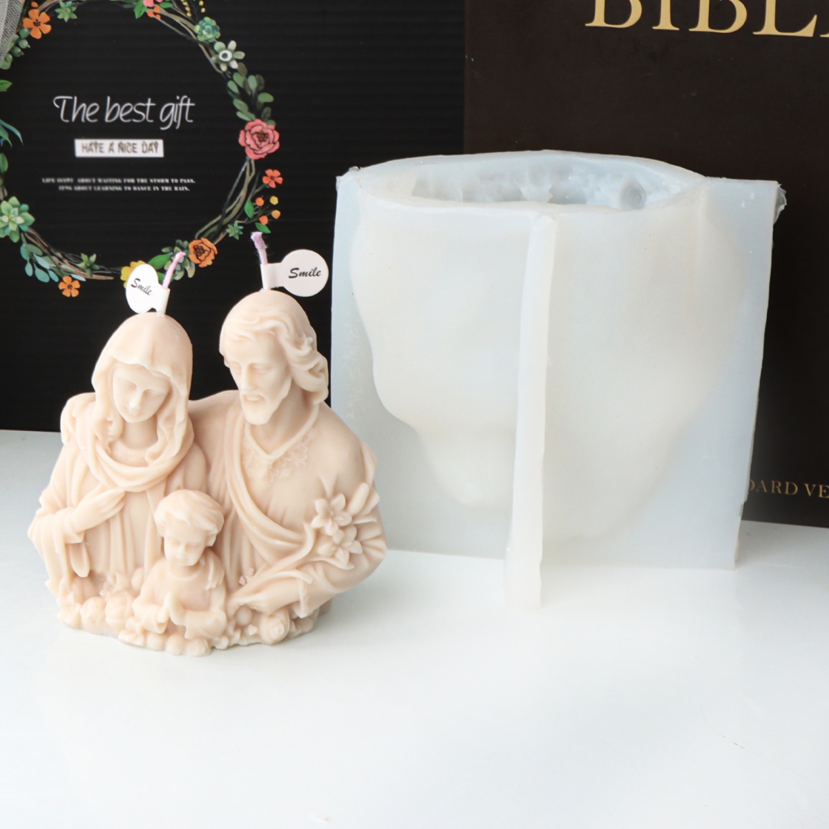 3D ครอบครัวศักดิ์สิทธิ์รูปปั้น - Resin Art Furniture บทวิจารณ์และราคา